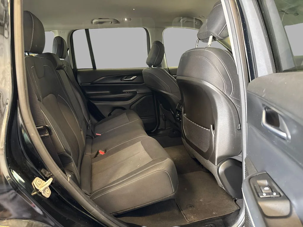 Used 2023 Black Jeep Laredo image 11