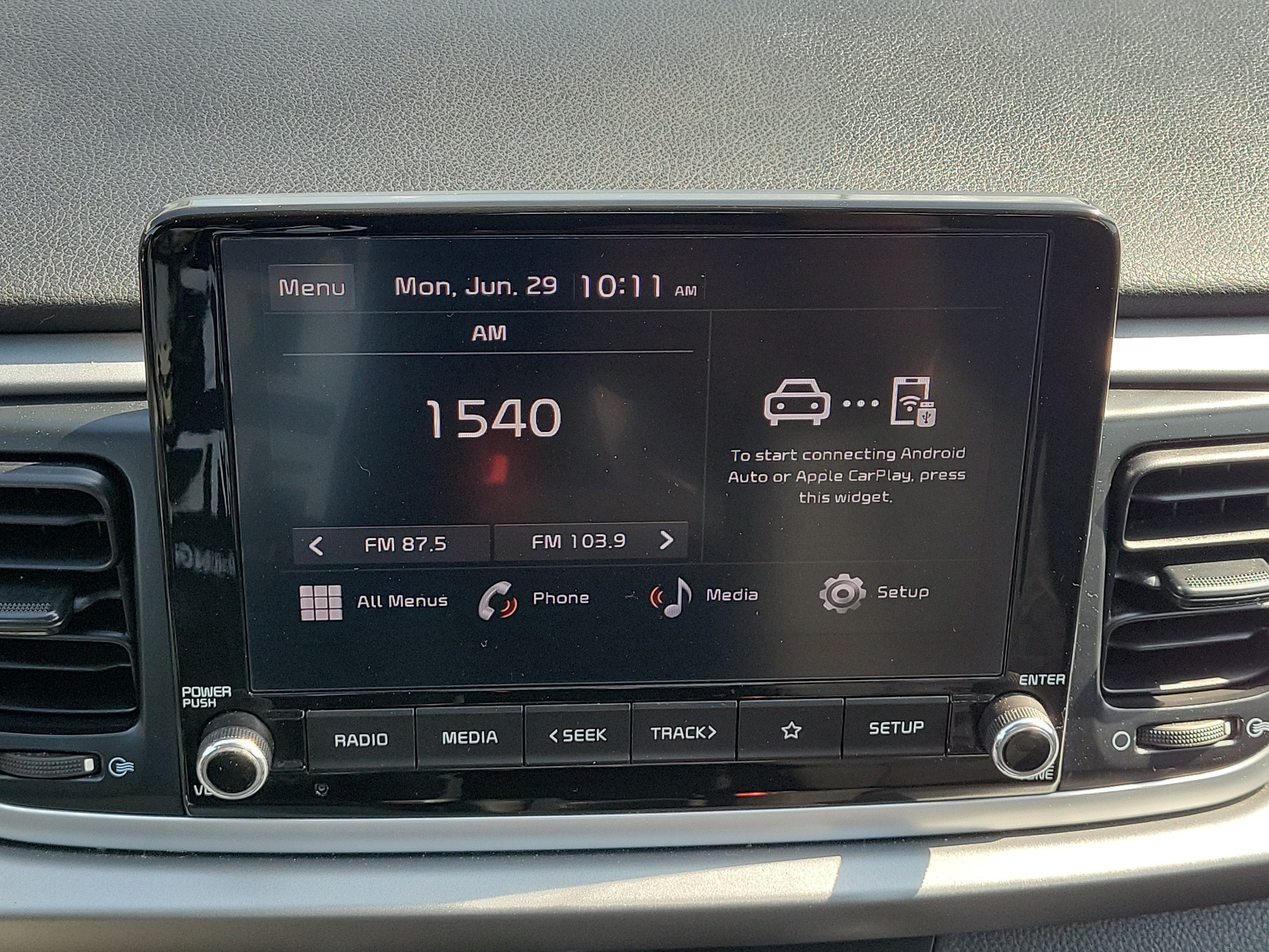 Used 2022 Aurora Black Kia LX image 25
