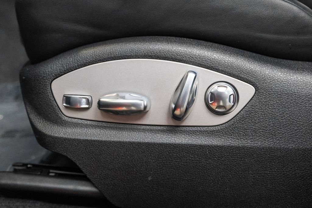 Used 2025 Grey Porsche Base image 21
