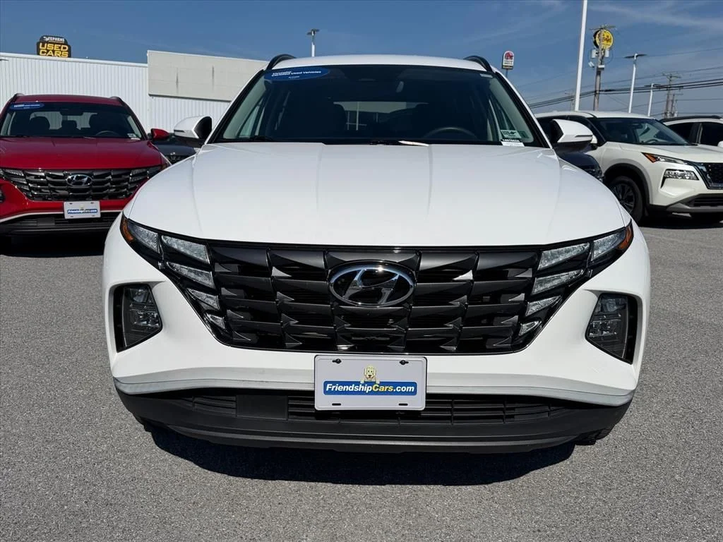Used 2023 White Hyundai SEL image 16