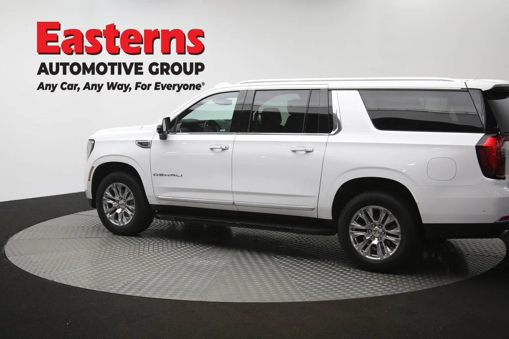 Used 2025 White GMC Denali image 69