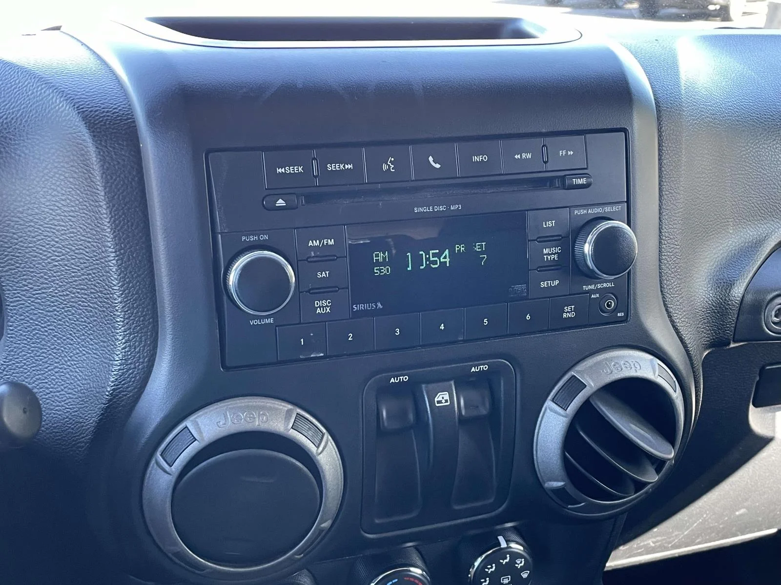 Used 2011 Green Jeep Sport image 21