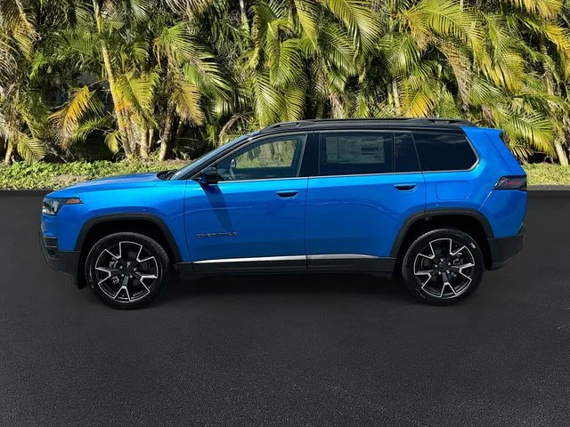 New 2026 Hydro Blue Pearl-Coat Exterior Paint Jeep Overland image 2