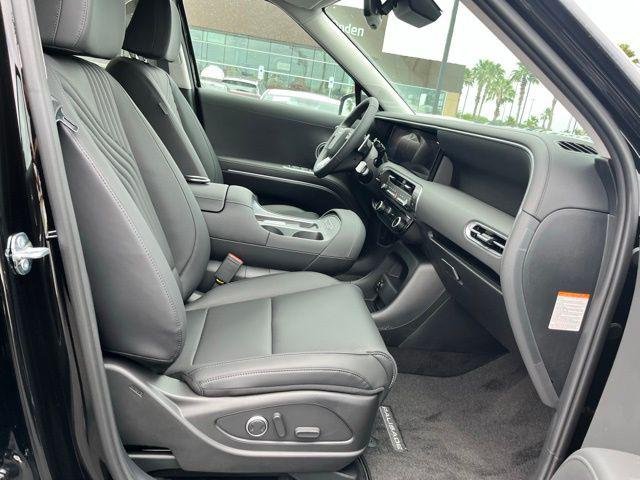 New 2026 Black Hyundai Blue SEL Premium 7P image 23