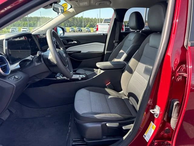 Used 2024 Crimson Metallic Chevrolet LT image 10