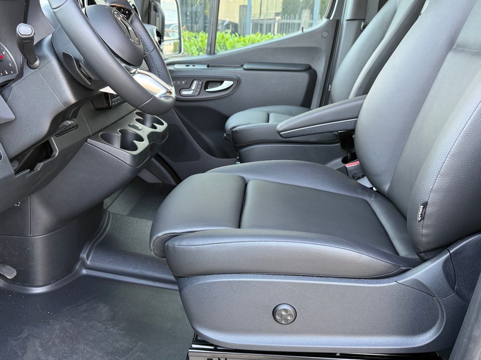 2025 Mercedes-Benz Sprinter Passenger Van Base - Photo 20