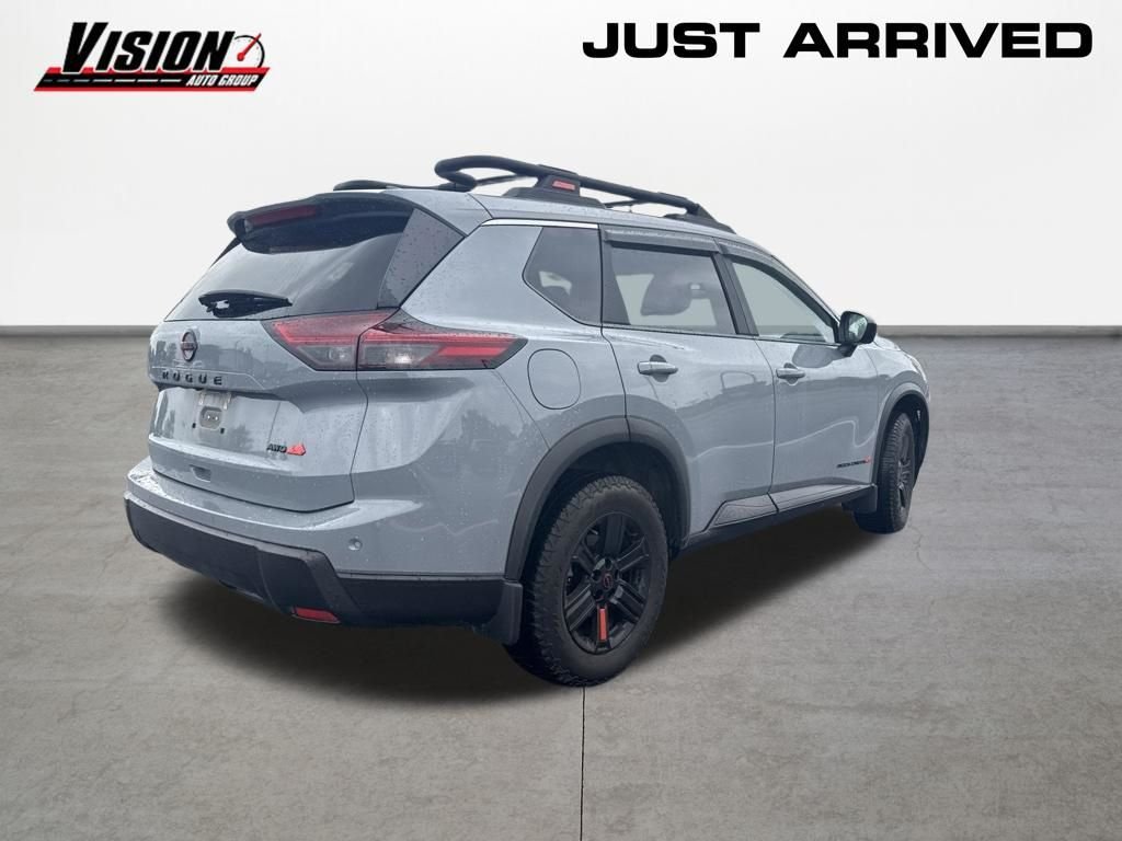 Used 2025 Gray Nissan Rock Creek image 5
