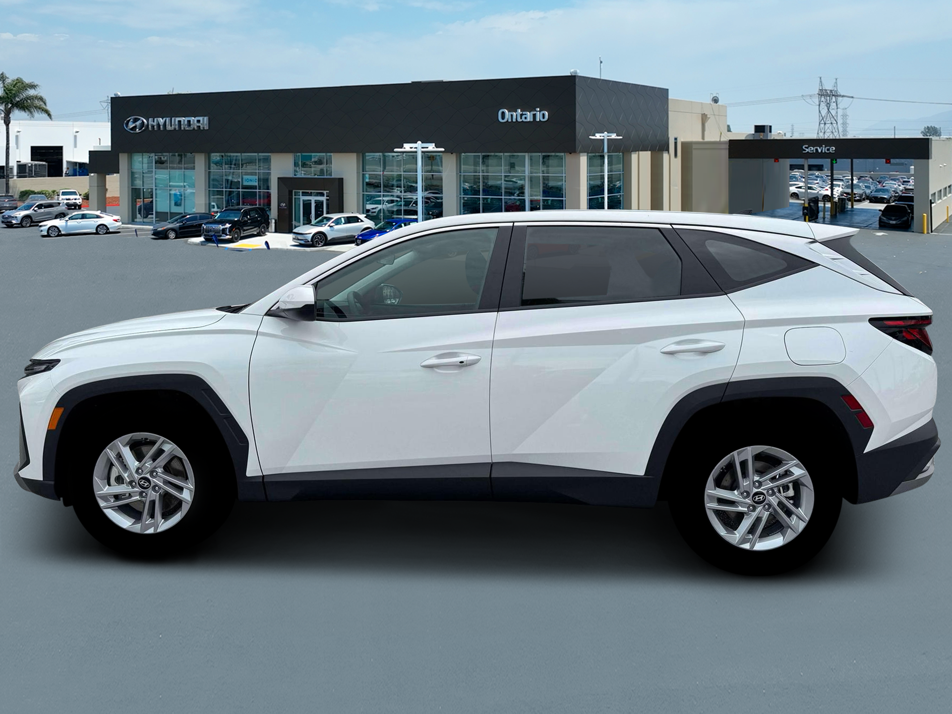 New 2026 White Hyundai SE image 3