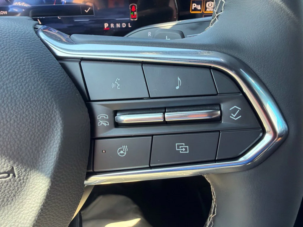 New 2027 Mosaic Black Metallic Chevrolet Z71 image 24