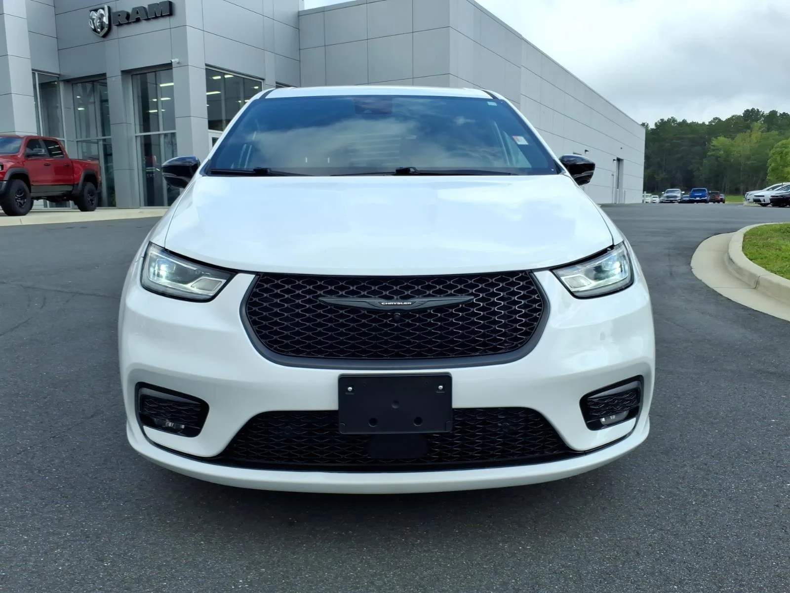 Used 2024 Bright White Clearcoat Chrysler Hybrid S Appearance Pkg image 13