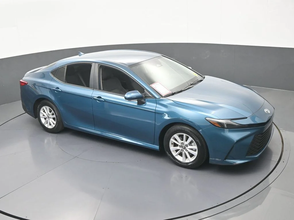 Used 2025 Ocean Toyota LE image 50