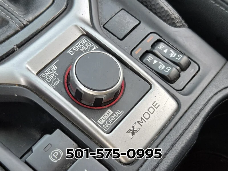 Used 2020 Gray Metallic SUBARU LIMITED CVT image 28