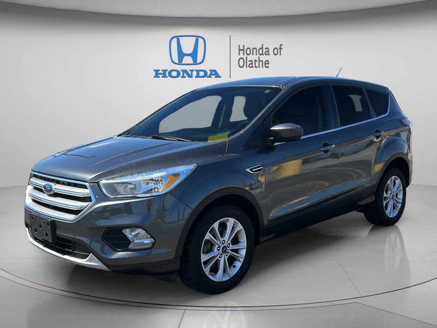 Used 2017 Magnetic Ford SE image 7