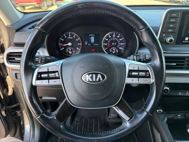 Used 2020 Gray Kia S image 10