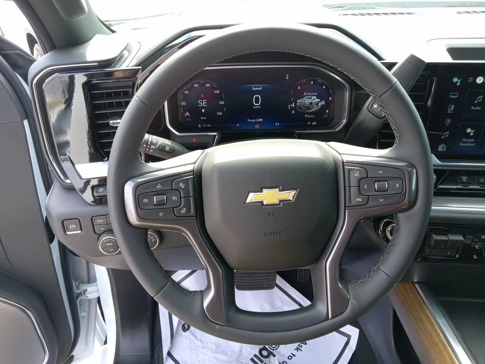 New 2026 Polar White Tricoat Chevrolet High Country image 26