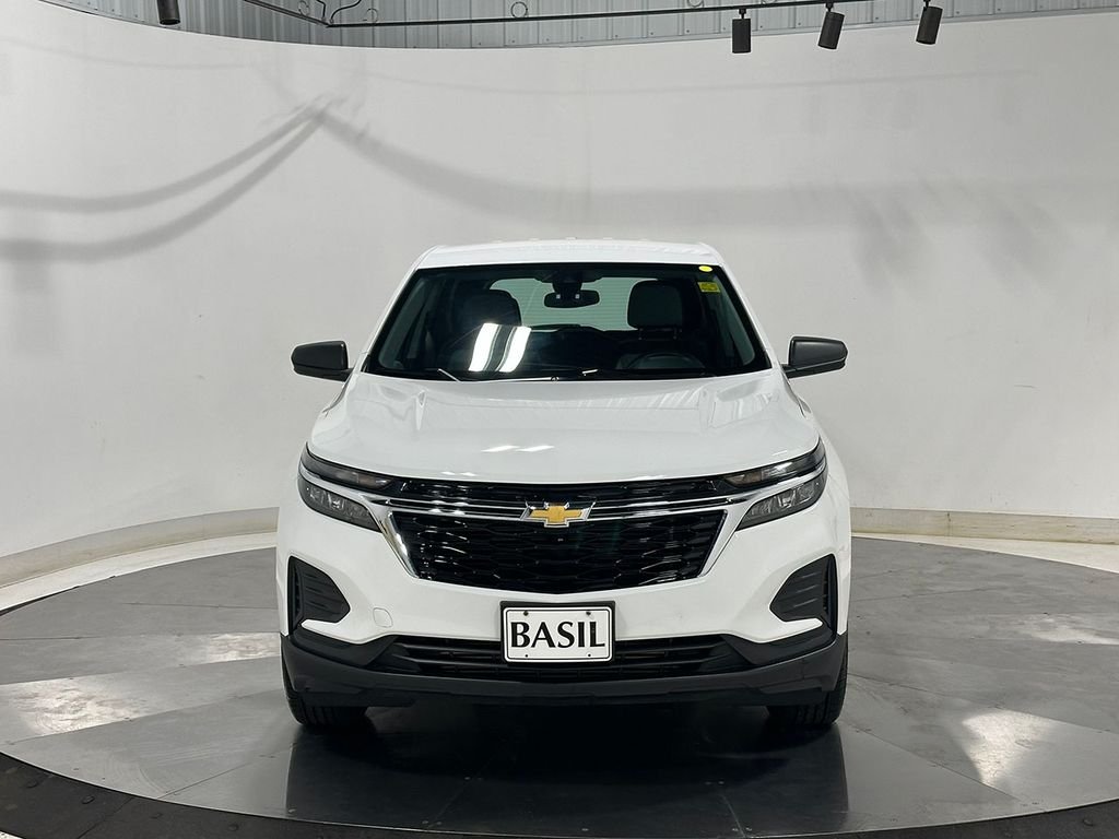 Used 2024 White Chevrolet LS image 9