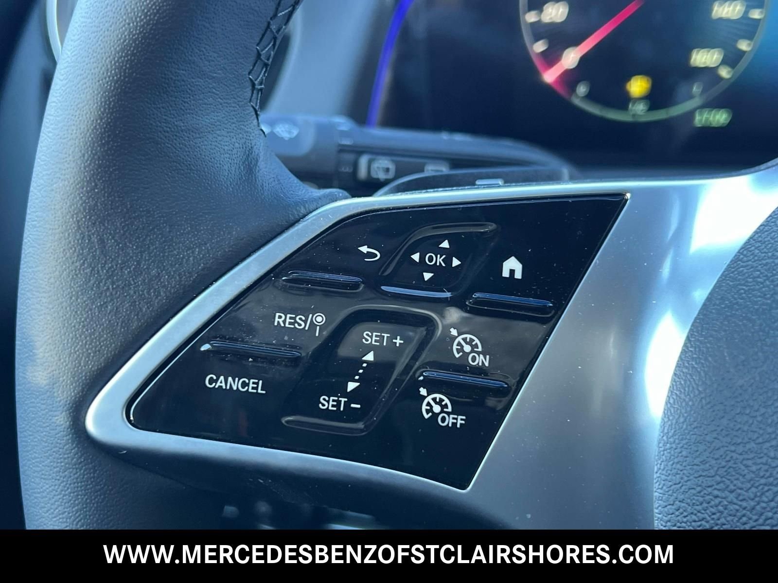 New 2026 Cirrus Silver Metallic Mercedes-Benz GLB 250 image 31