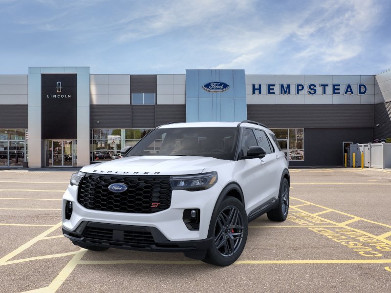 New 2026 Star White Metallic Tri-Coat Ford ST image 2