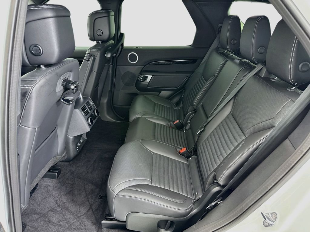 Certified Used 2025 Fuji White Land Rover S image 20