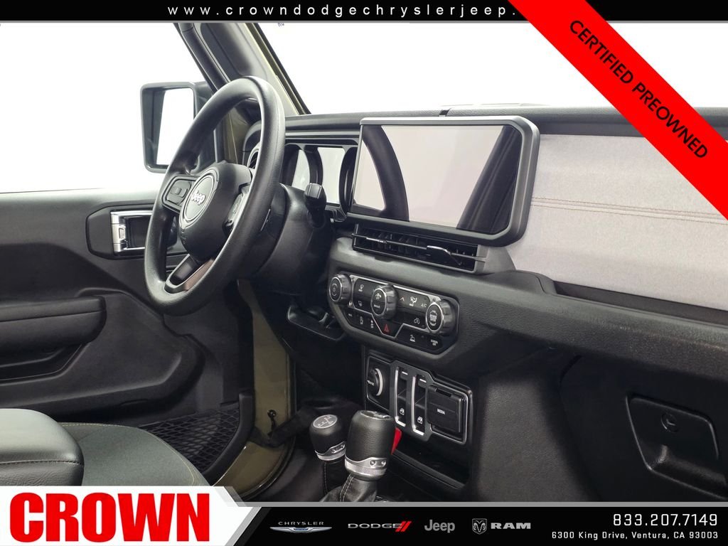 Certified Used 2025  Jeep Sport image 13