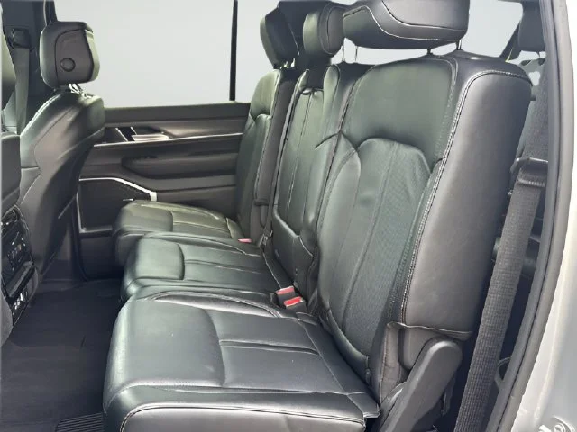 Used 2024 Silver Jeep Series II image 27