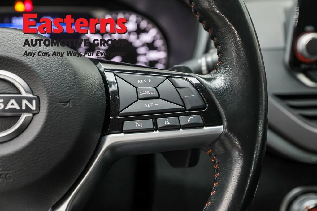 Used 2023 White Nissan 2.5 SR image 16