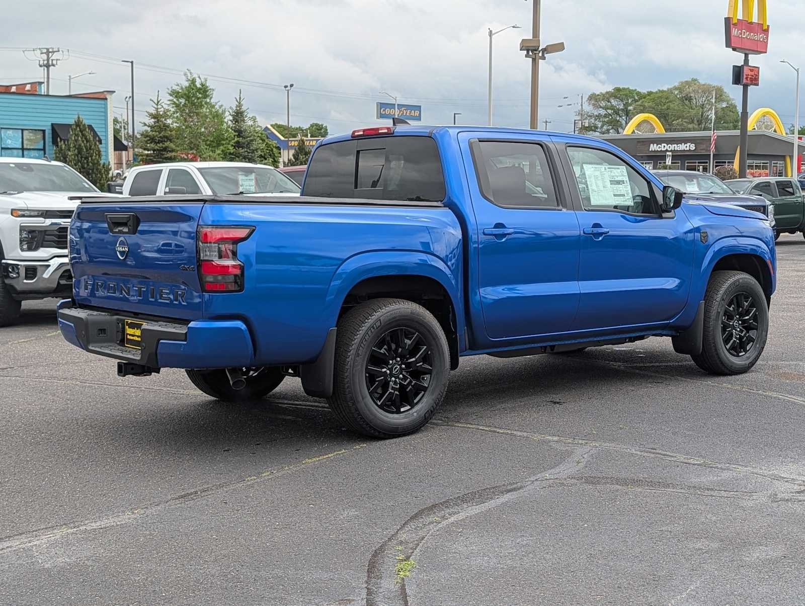 New 2026 Bluestone Pearl Nissan Crew Cab SV image 7