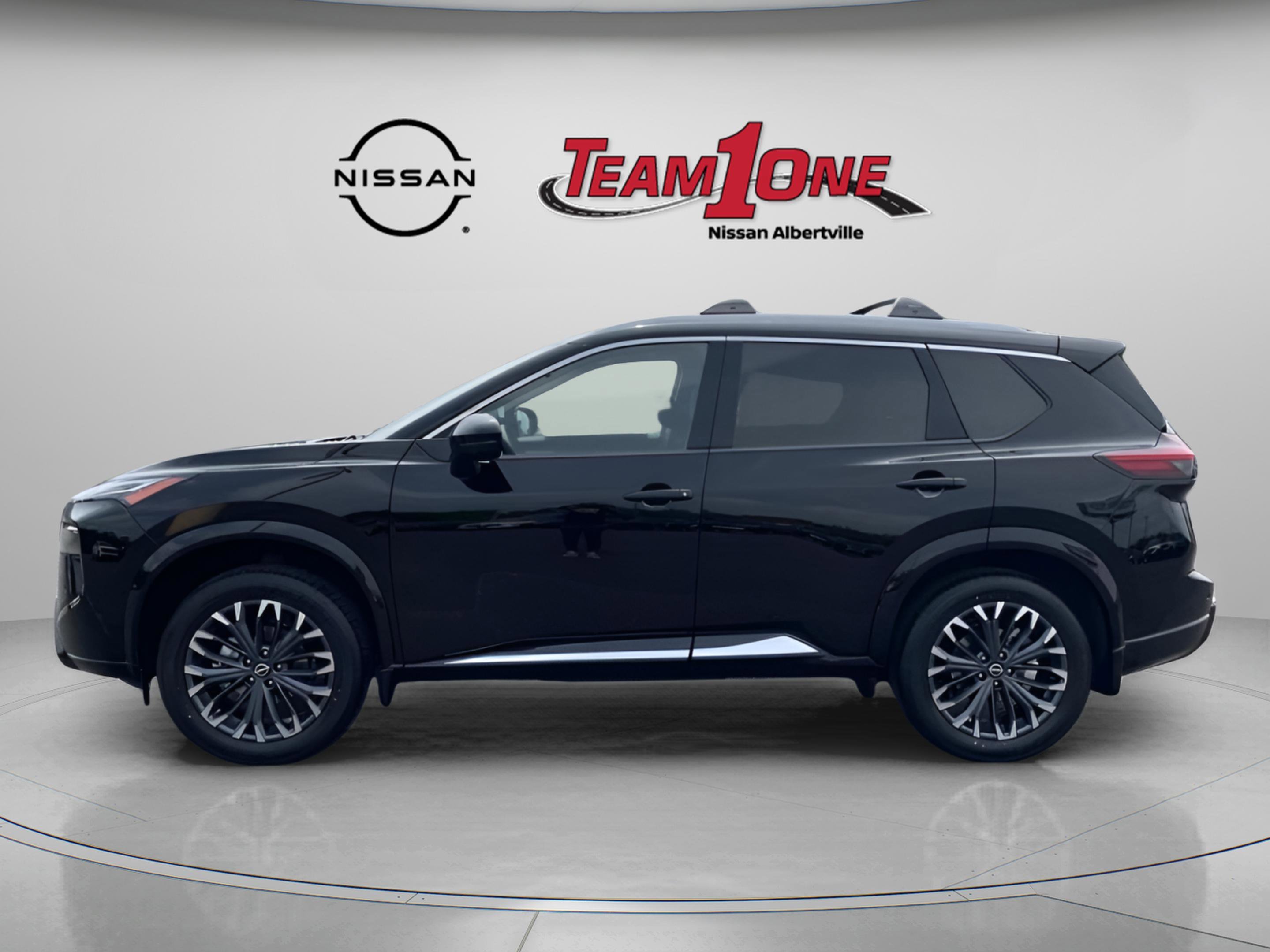 New 2026 Super Black Nissan Platinum image 4