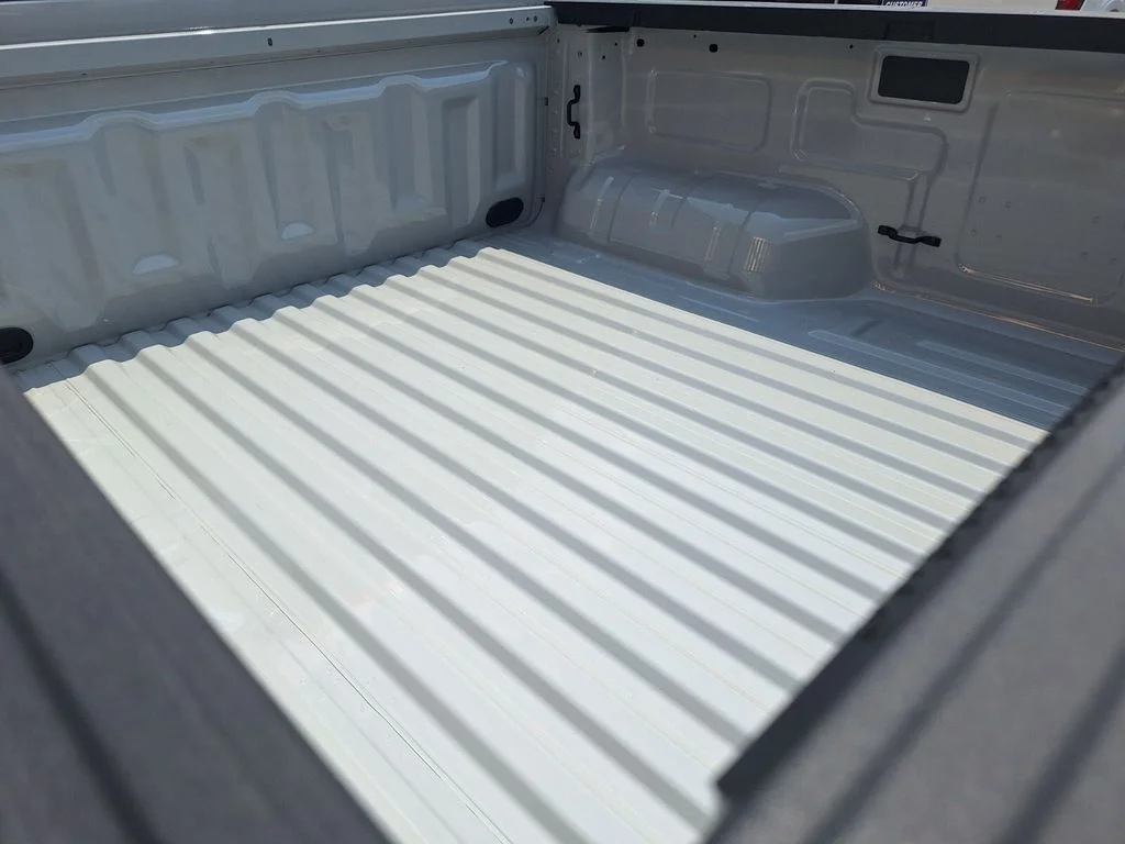 New 2026 Avalanche Ford XLT image 16