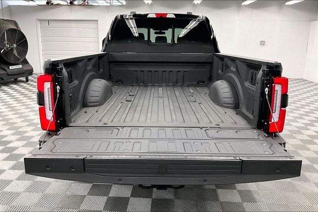2023 Ford F-250 Super Duty Limited - Photo 33