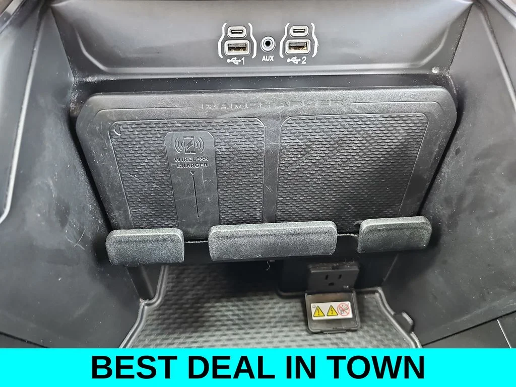 Used 2025 White Ram Laramie image 28