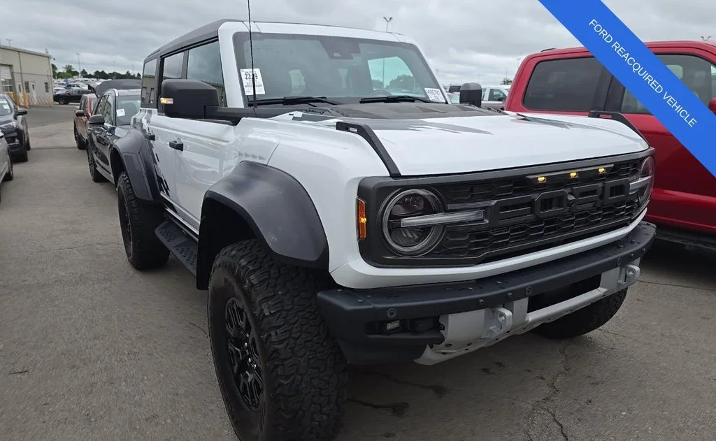 Used 2023 White Ford Raptor image 1