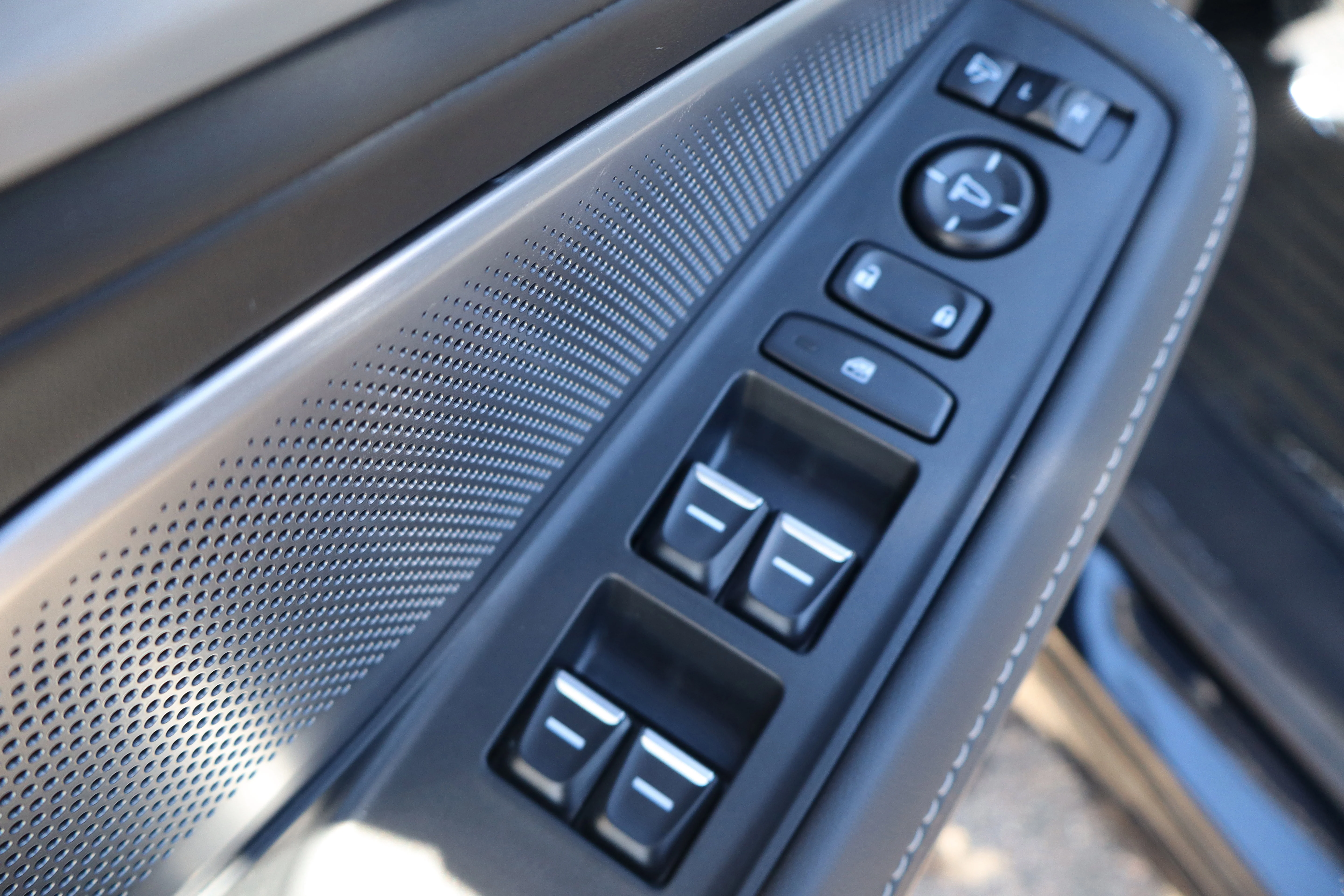 New 2026 Majestic Black Pearl Acura w/Technology Package image 24