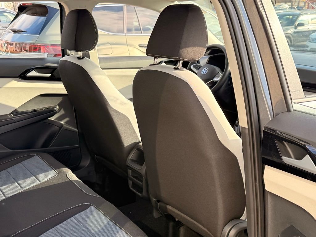New 2026 Platinum Gray Metallic Volkswagen 1.5T S image 29