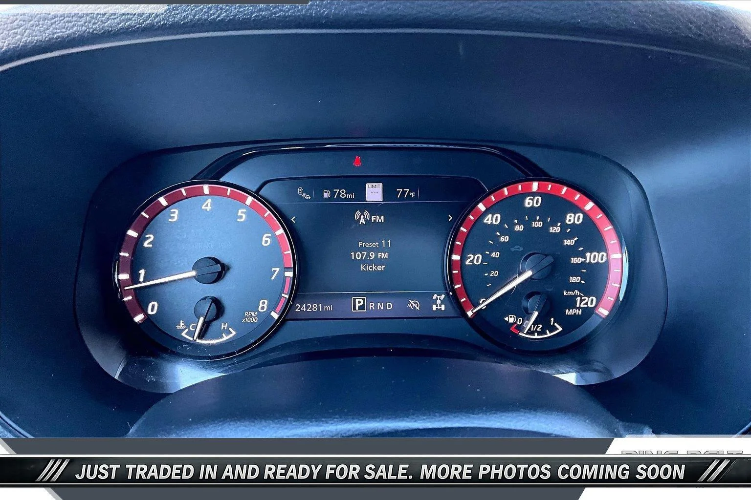 Used 2024 Boulder Gray Pearl Nissan PRO-4X image 15