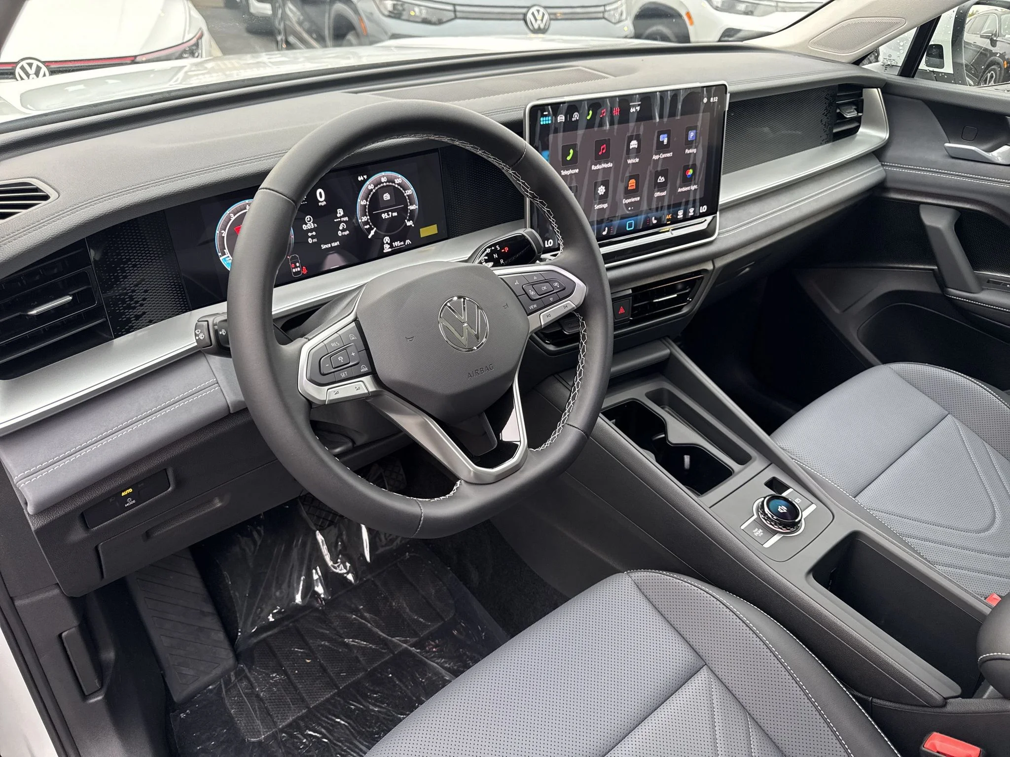 New 2026 Pure White Volkswagen SE image 16