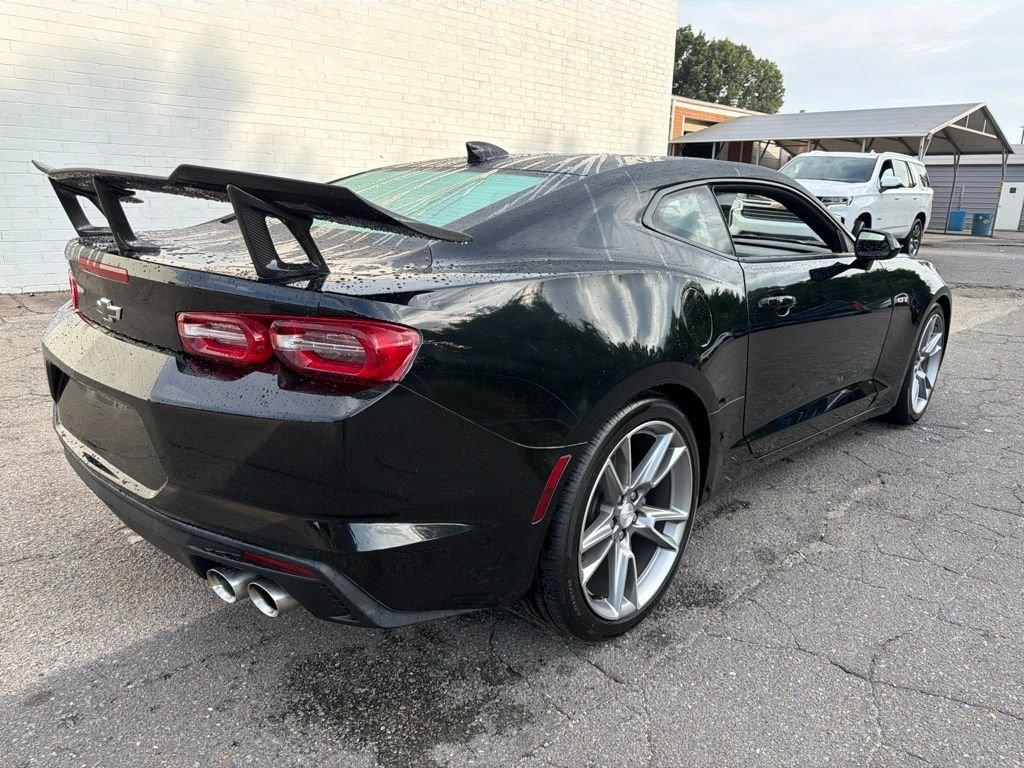 Used 2022 BLACK Chevrolet LT1 image 2