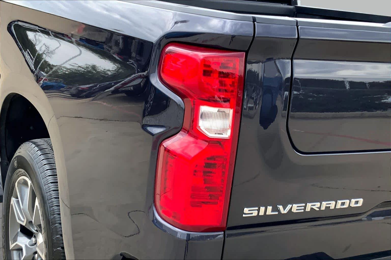 Used 2024 Dark Ash Metallic Chevrolet LT image 28