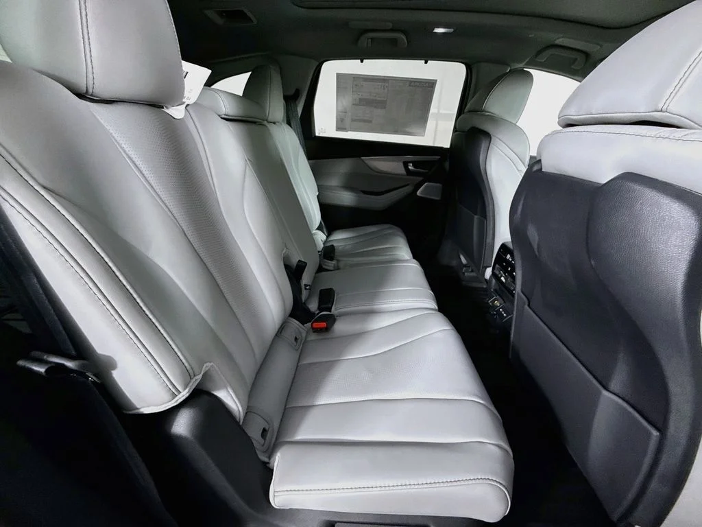 New 2026 Solar Silver Metallic Acura Technology Package image 23