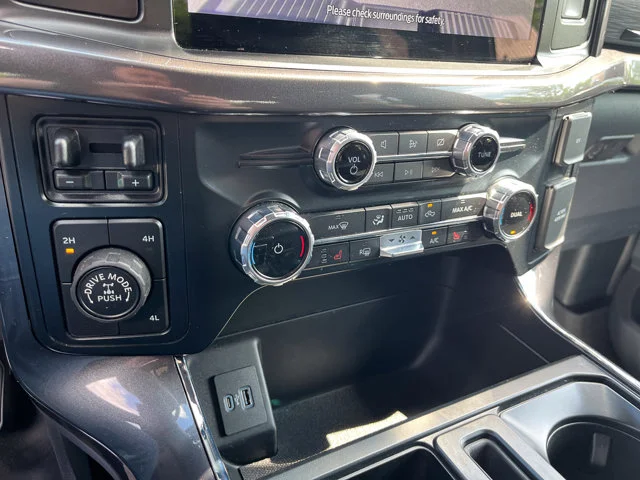 Used 2023 Area 51 Blue Ford XLT image 30