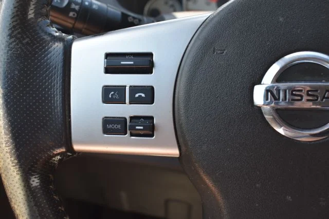 Used 2019 Blue Nissan PRO-4X image 21