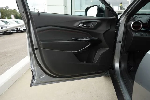2026 Chevrolet Trax RS - Photo 17