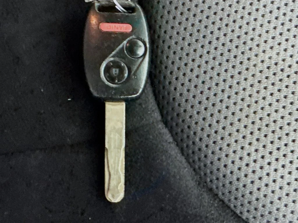 Used 2008  Honda Sport image 33
