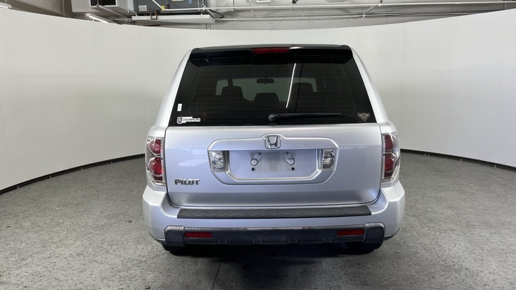 Used 2007 Honda Pilot LX with VIN 5FNYF28137B040434 for sale in Las Vegas, NV