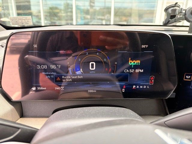 Used 2026 Mosaic Black Metallic Chevrolet AWD LT image 33