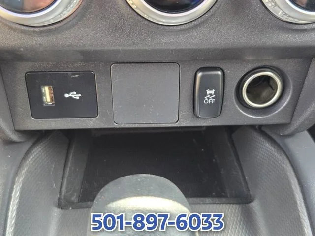 Used 2024  Mitsubishi 2.0 ES image 25