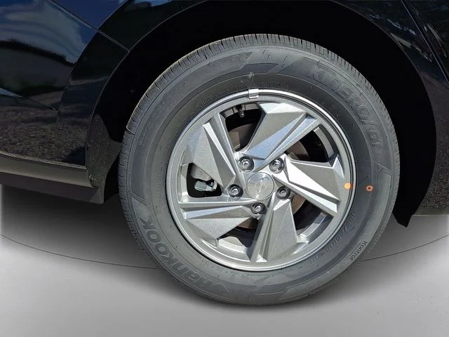 New 2026 Black Hyundai SE image 6