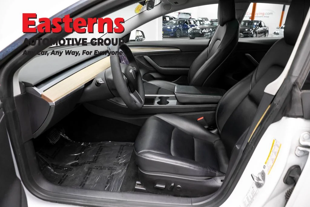 Used 2022 White Tesla Long Range image 14