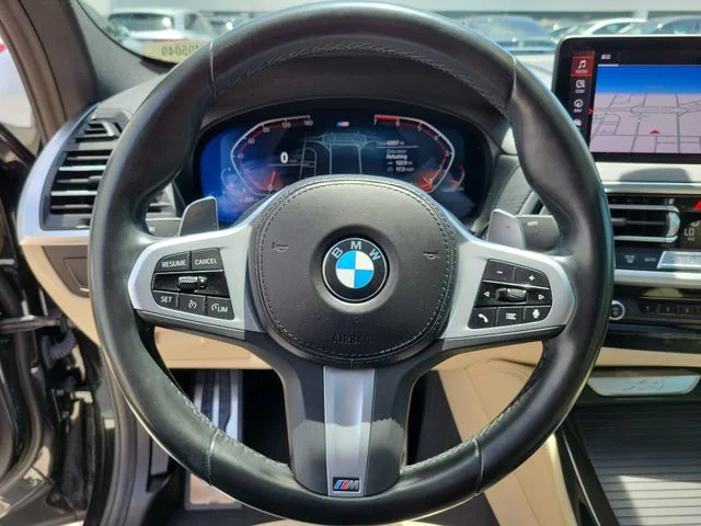 Used 2022 Black BMW xDrive30i image 25
