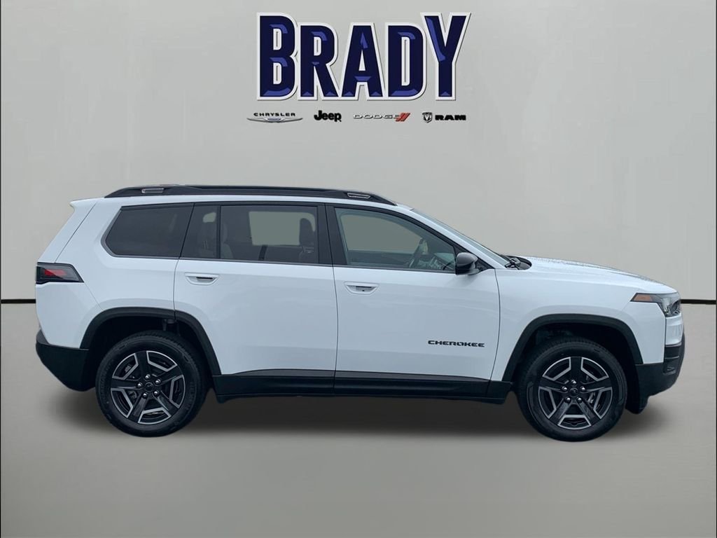 New 2026 Bright White Clear-Coat Exterior Paint Jeep Laredo image 8